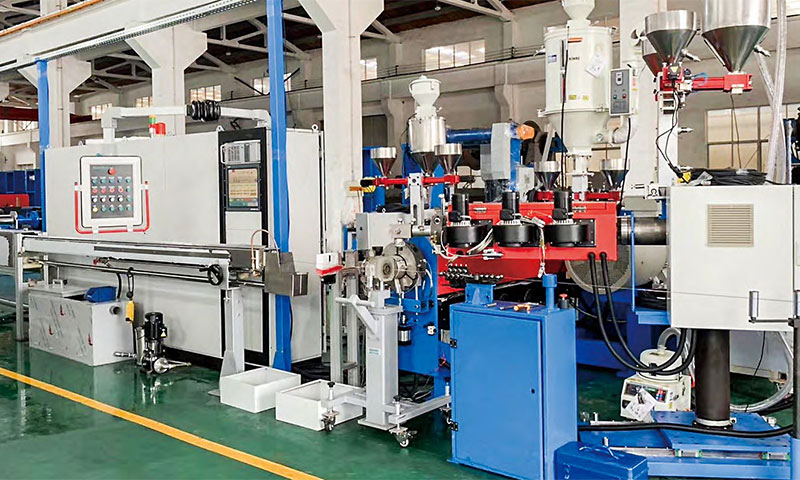 EXT 90+50、EXT100+50DA 高速擠出線